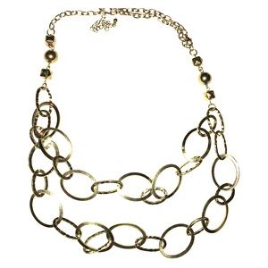 Gold fashion necklace